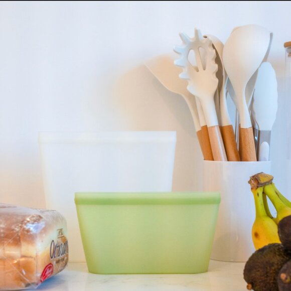 Small Hours - The Set of 2 Silicone Food Bags - Picture 4 of 6